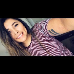 Meet your Posher, Alejandra